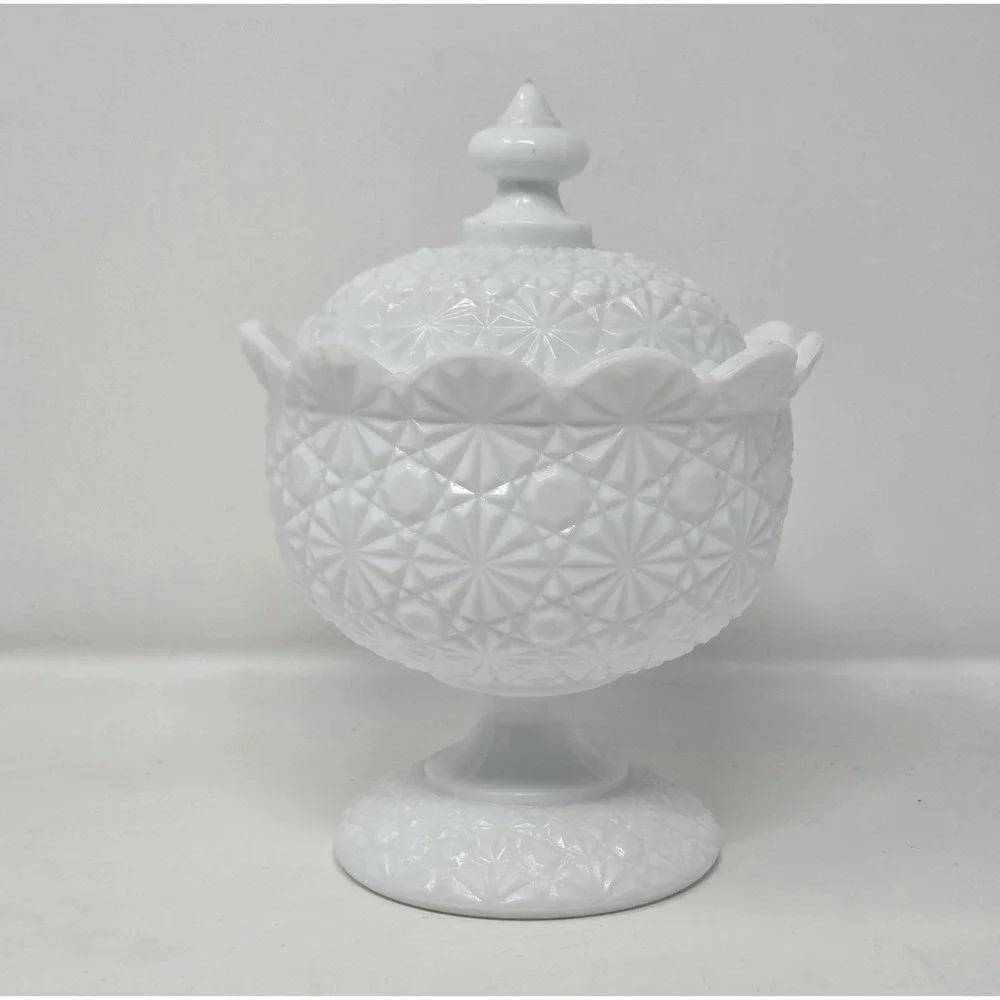 Vtg Fenton Milk Glass-Daisy & Button Pattern Lidded Candy Dish Ice Bucket